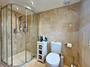 Photo 15- click for photo gallery